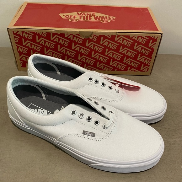 New in box Vans Era - Picture 2 of 4